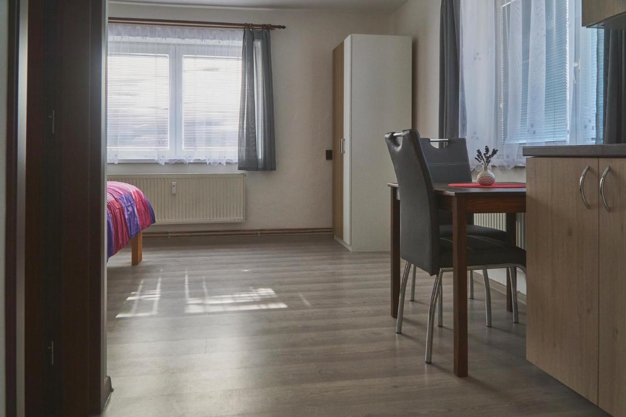 Apartmany Marjanka Jenisovice  Bagian luar foto