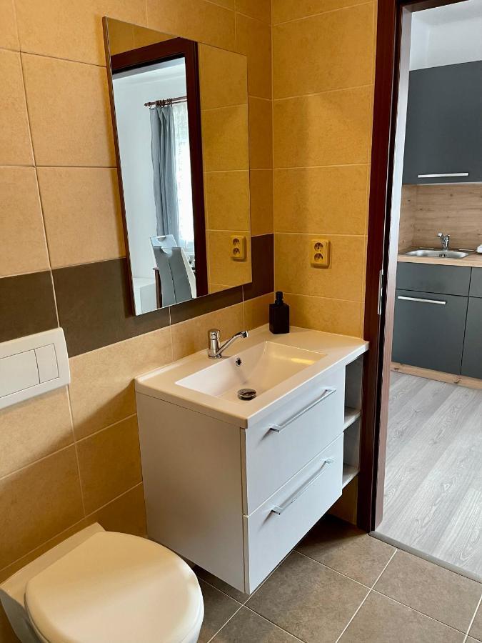 Apartmany Marjanka Jenisovice  Bagian luar foto